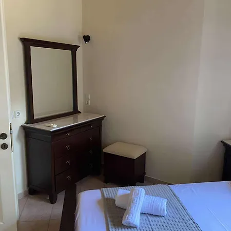 Eleni's House شقة