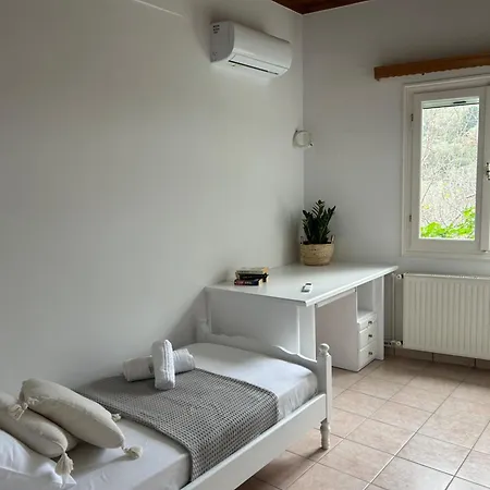 Appartement Eleni's House *