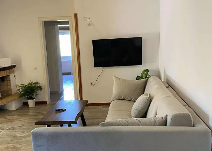 Eleni's House